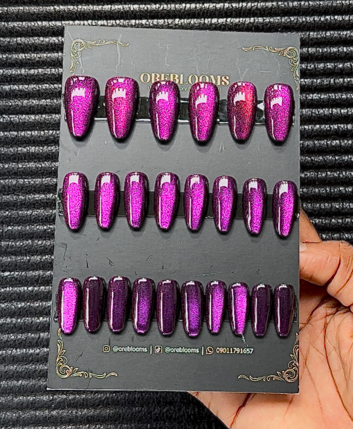 SN19 Purple Cat Eye image