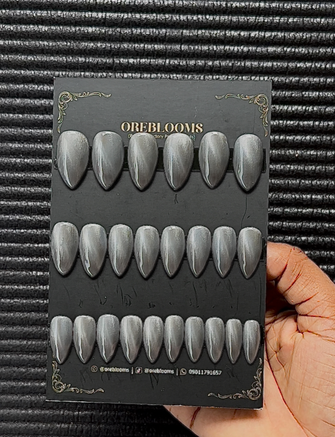 LT1 Silver grey claw style image