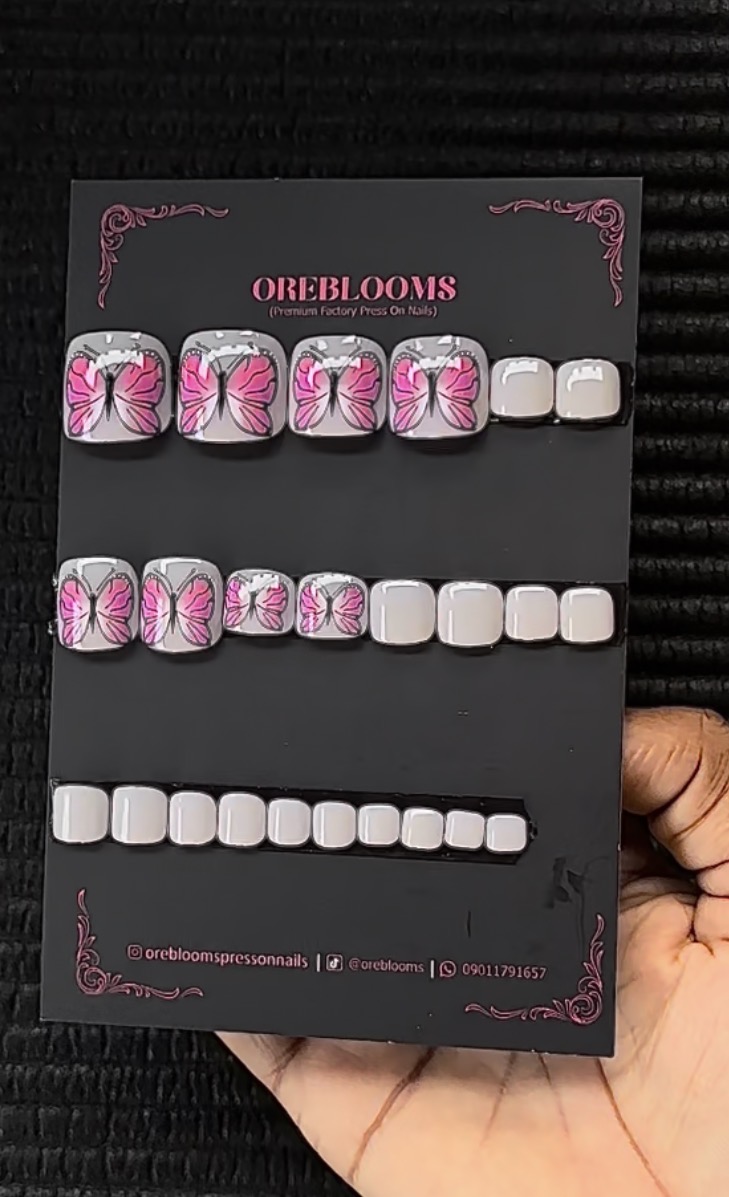 TN41 Toe nails image