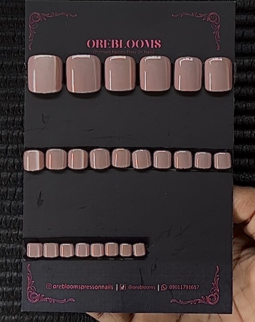 TN51 (Narrow Toes) Cat Eye image