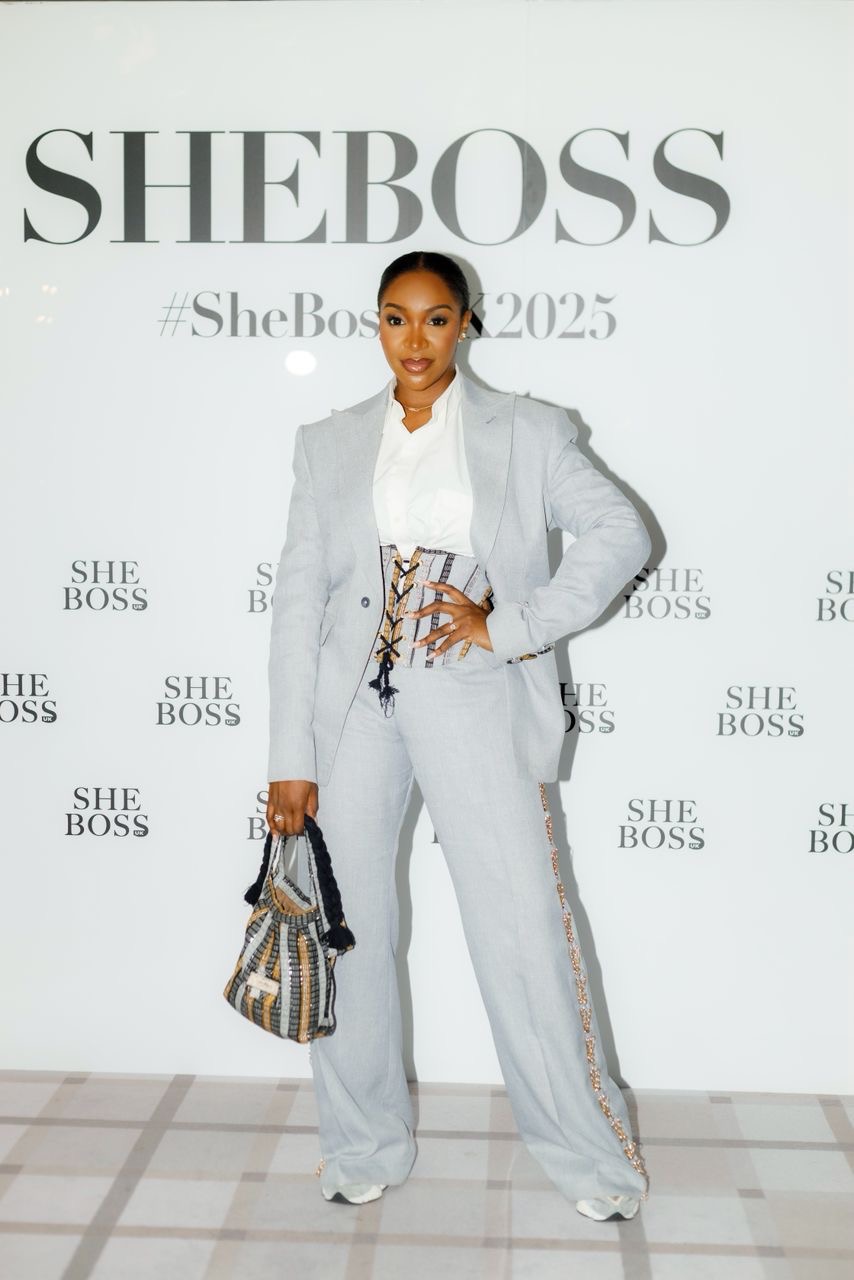 The Prominent set image