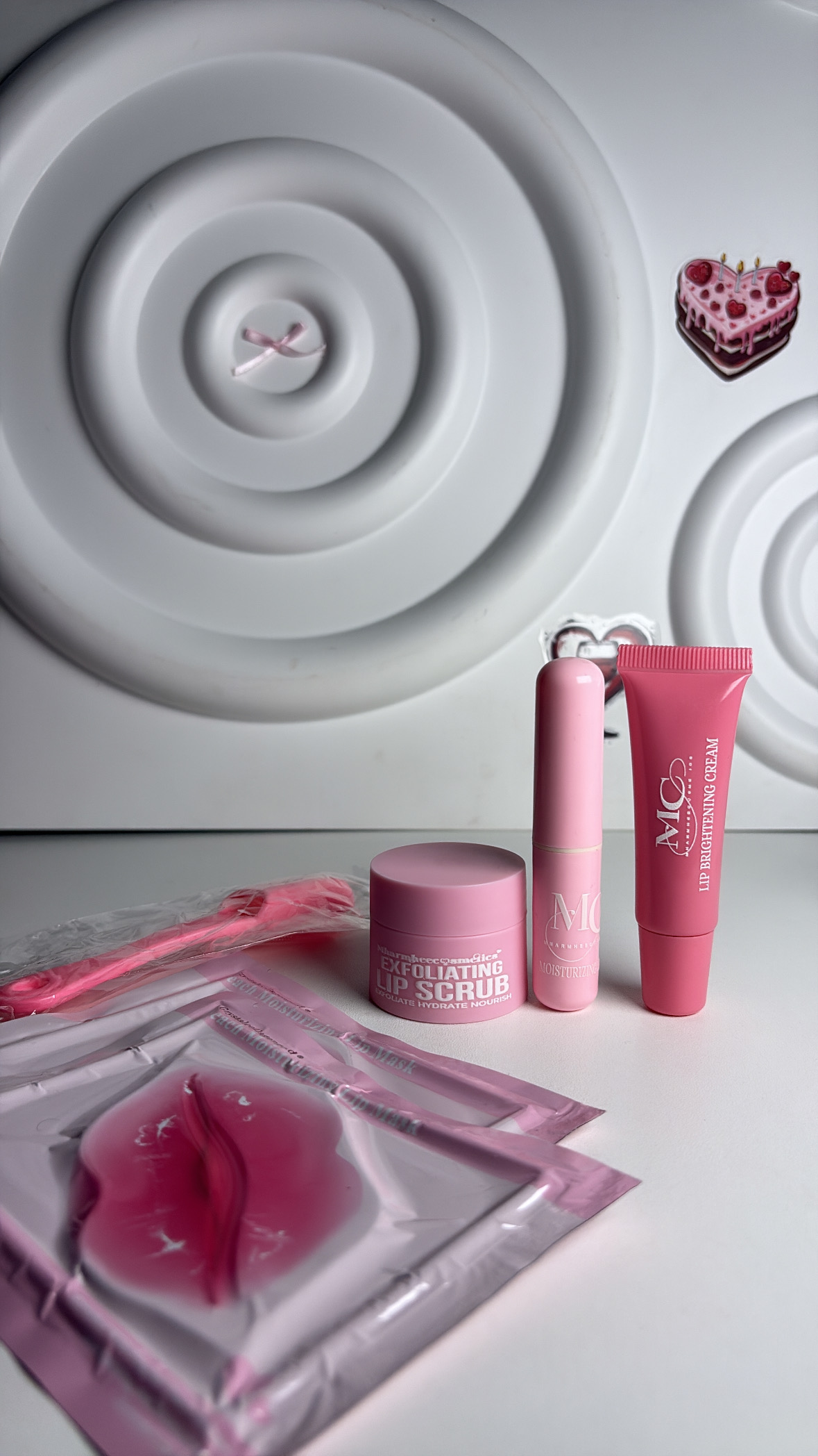 FULL LIP KIT (male) image