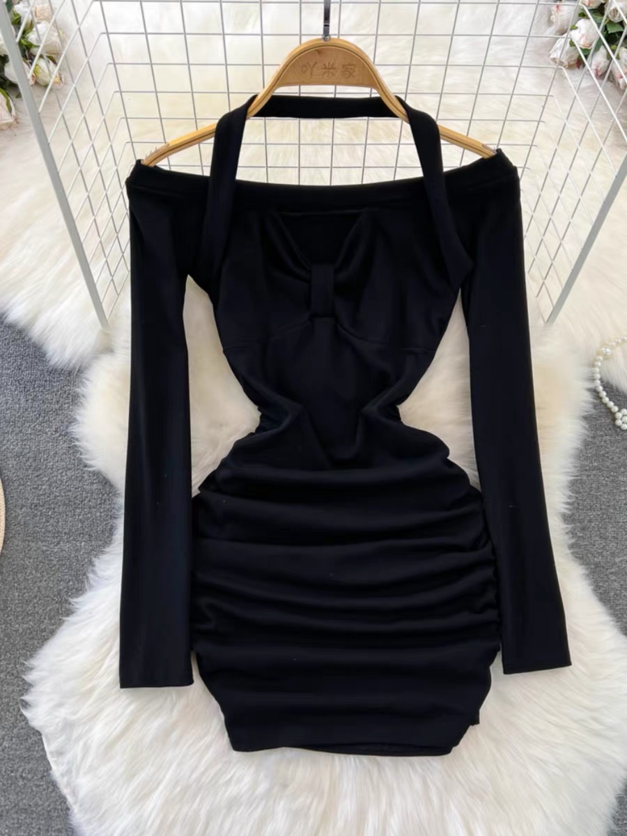 The queen has arrived dress CBC308 image