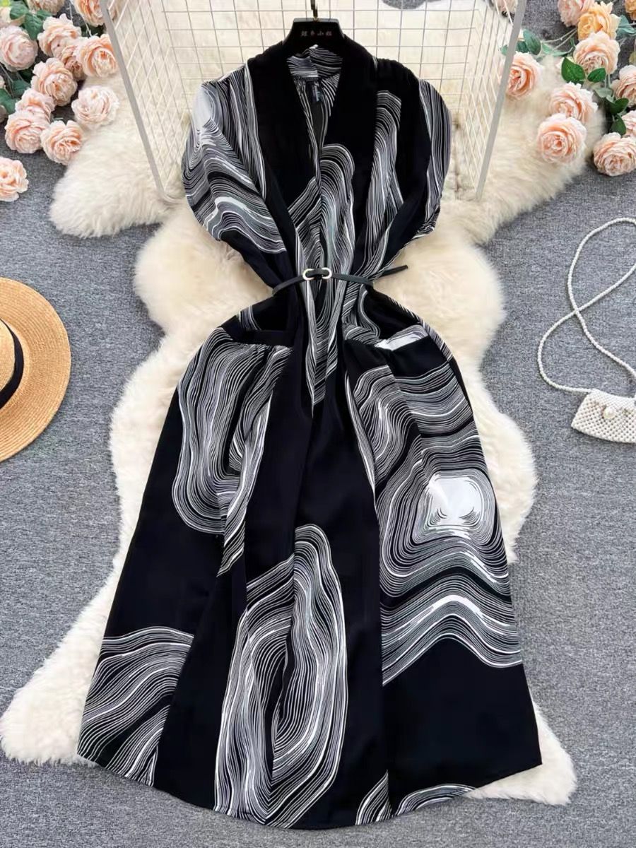 Twin flames print dress & belt CD424 image