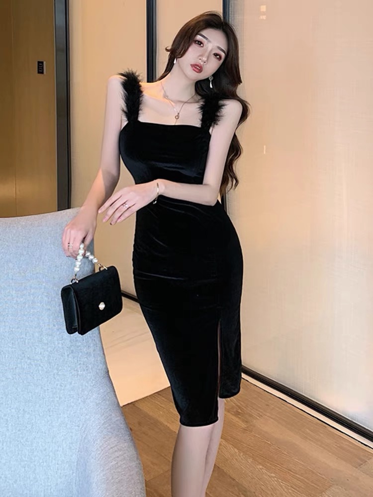 She’s just it fur gown CBC52 image