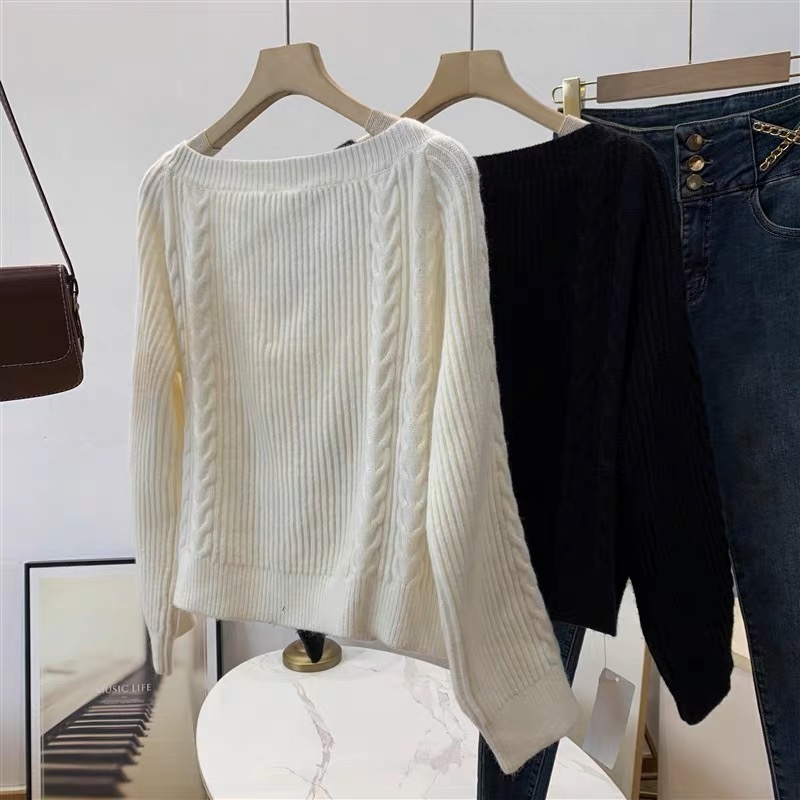 Everyday movement sweat top image