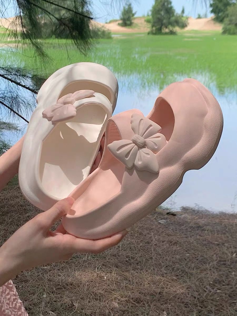 Stormy weather crocs SNZZ355 image