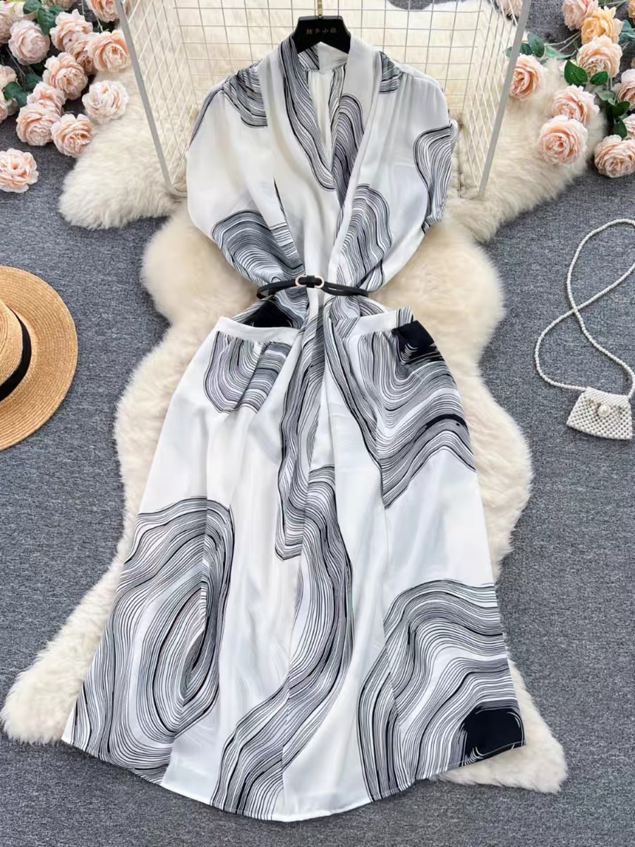 Twin flames print dress & belt CD424 image