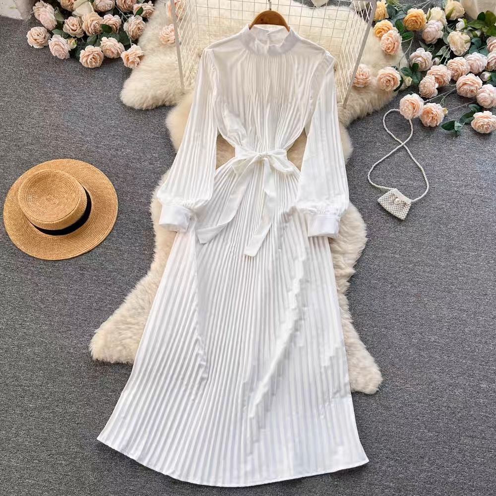 Praise me pleat dress FD202 image