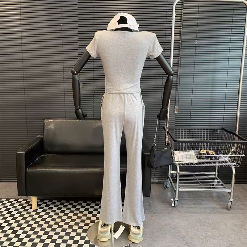 Comfy lounge set image