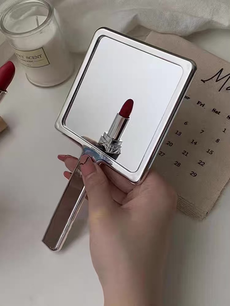 Fancy chic mirror MK118 image