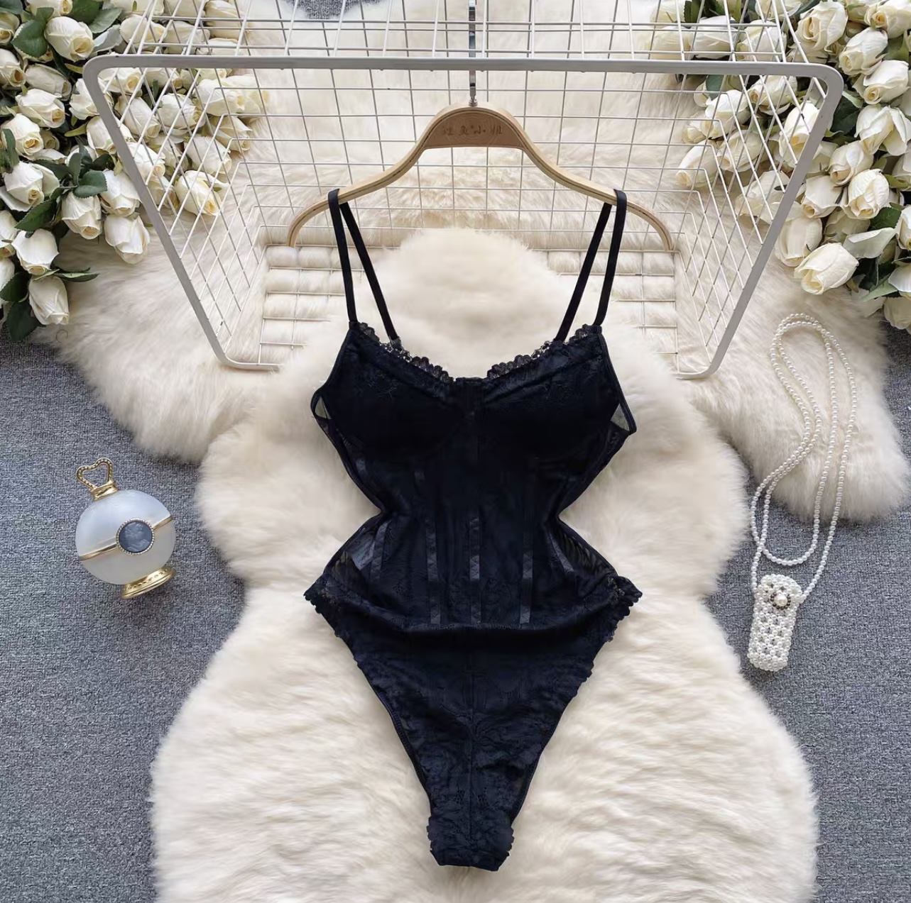 Never unnoticed lace bodysuit TZZ1550 image