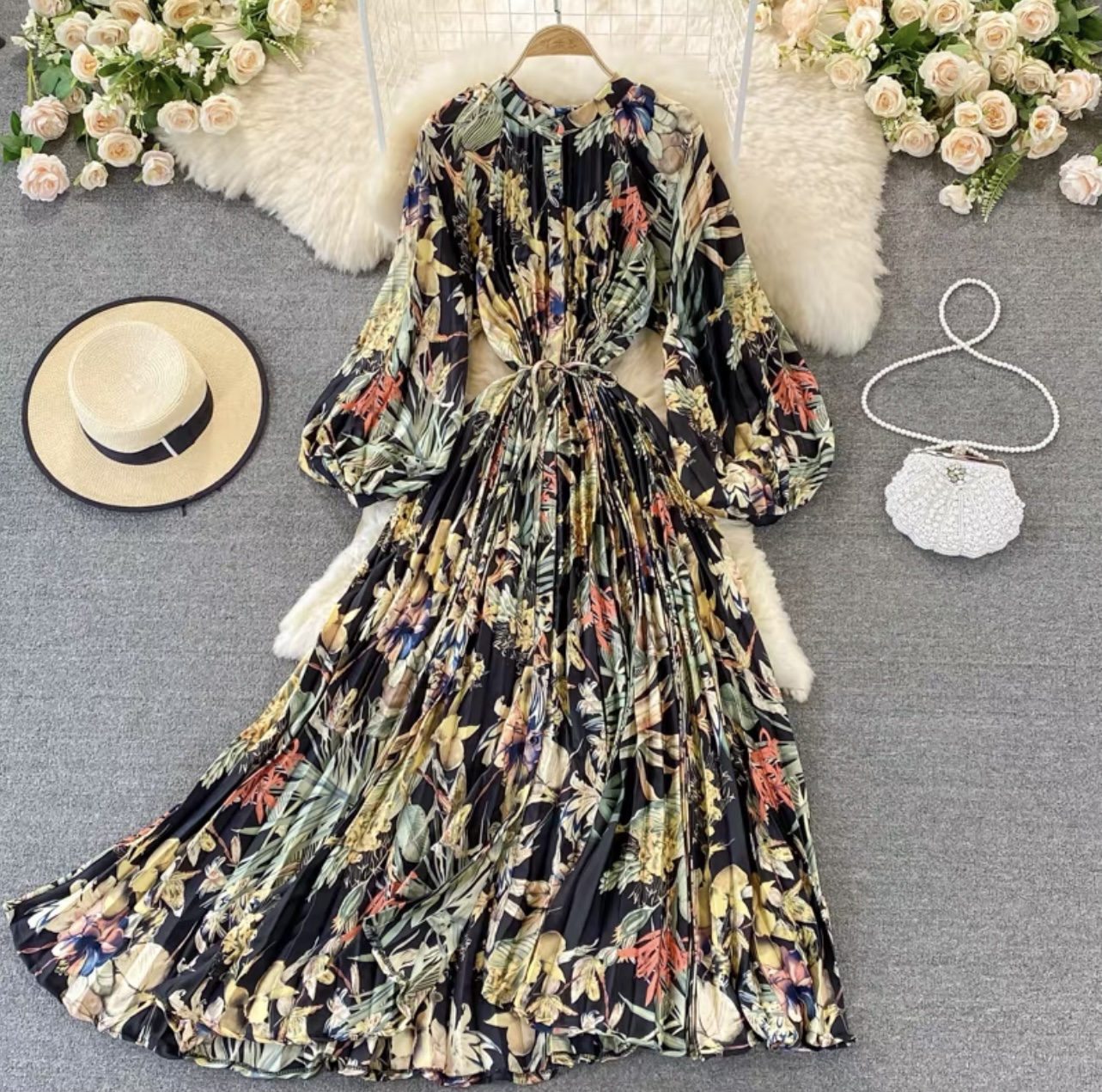 Body by me print dress CD64 image