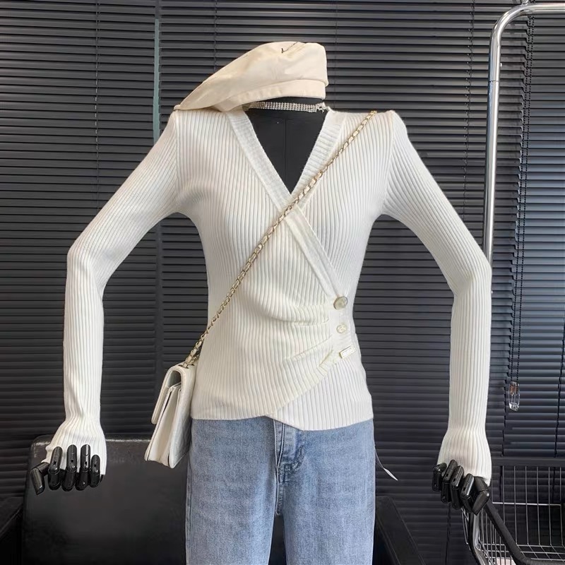 Everyday casual knit top image