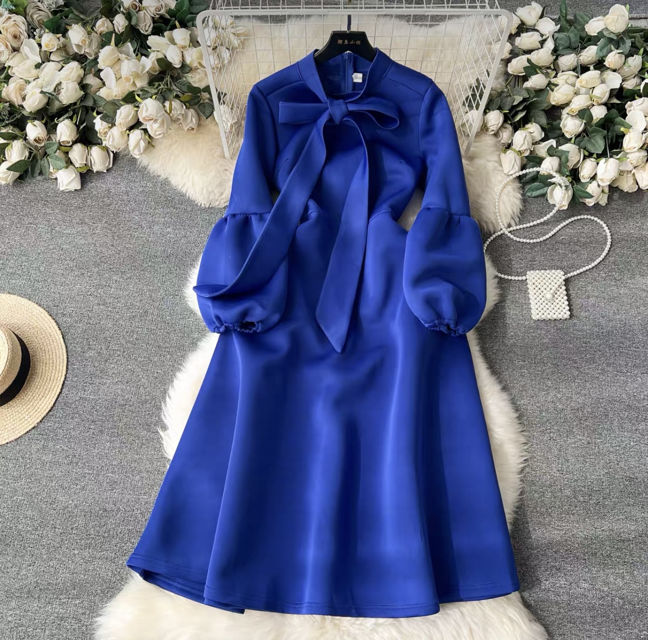 Kerry’s luxury midi dress FD375 image