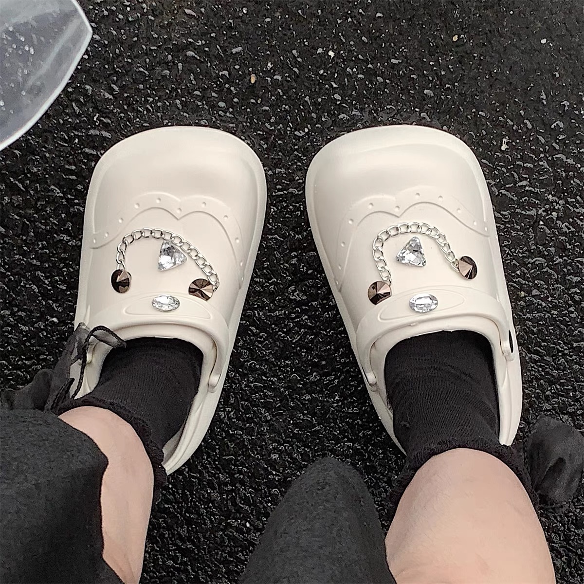 Momah babe crocs SNZZ319 image