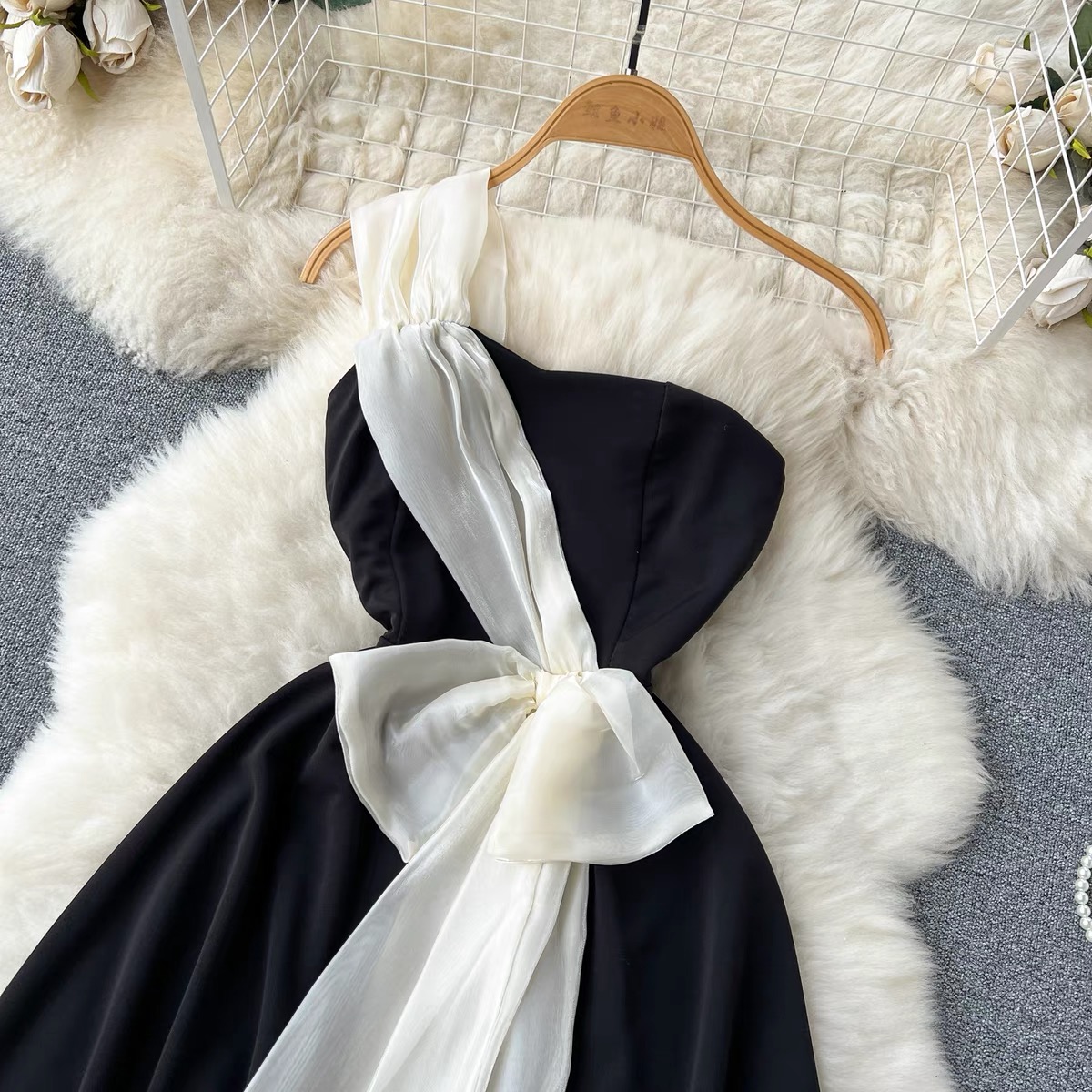 Bride’s bestie dress EVD32 image