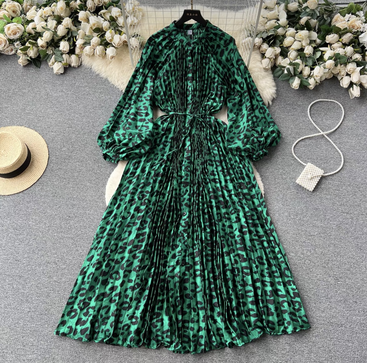 Cute but spoiled print dress FD215 image