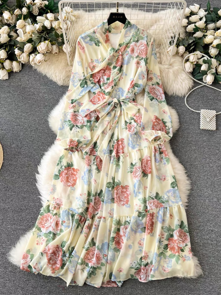 Brooklyn babe floral dress CD592 image