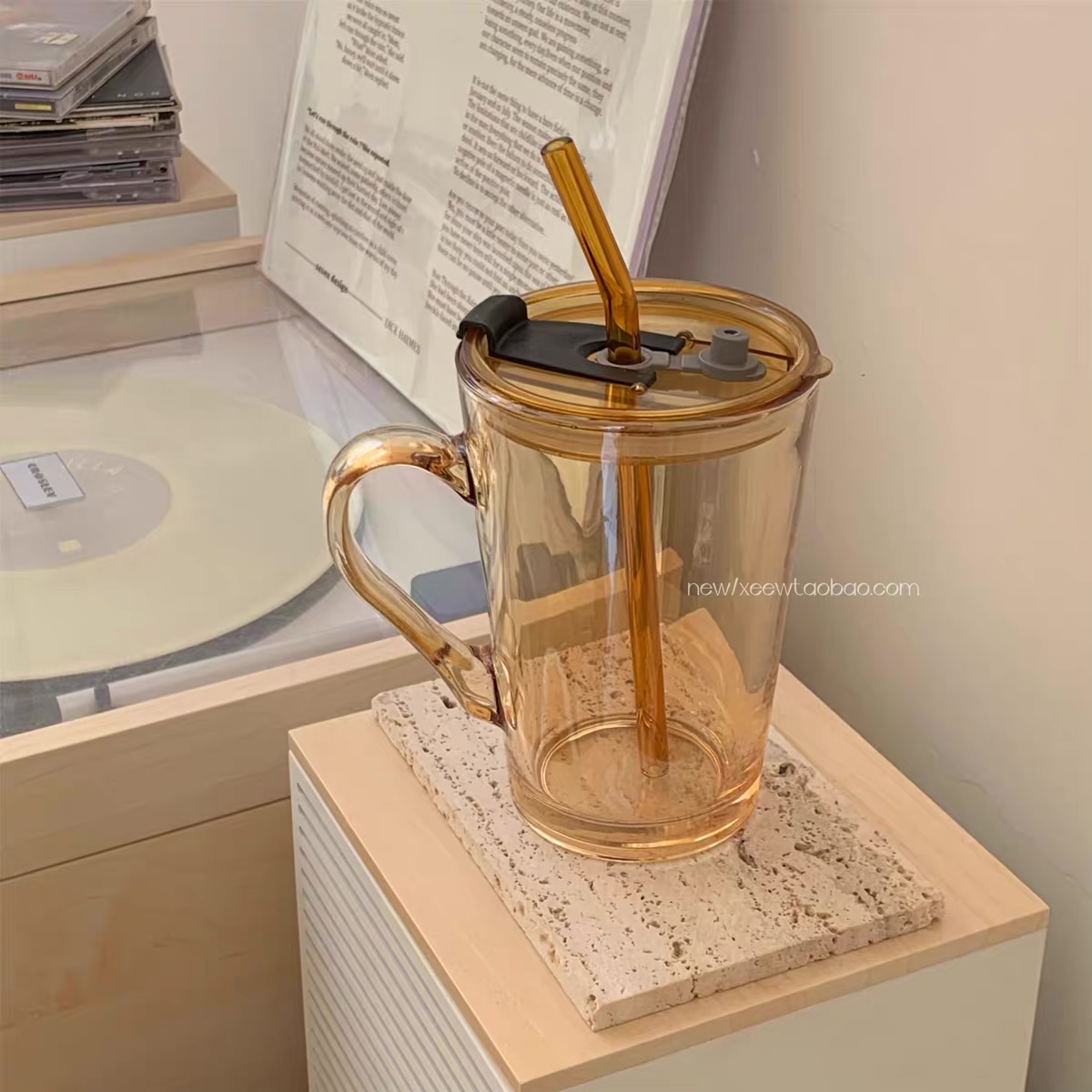 Stay hydrated glass cup CU114 image