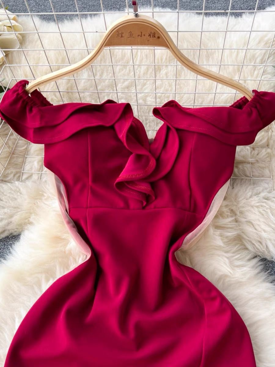 Red roses dinner date dress EVD45 image