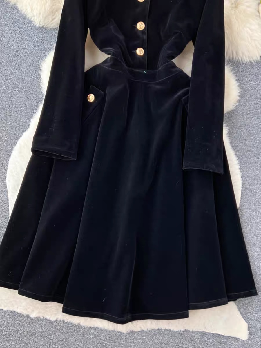 Pull me closer dress FD606 image