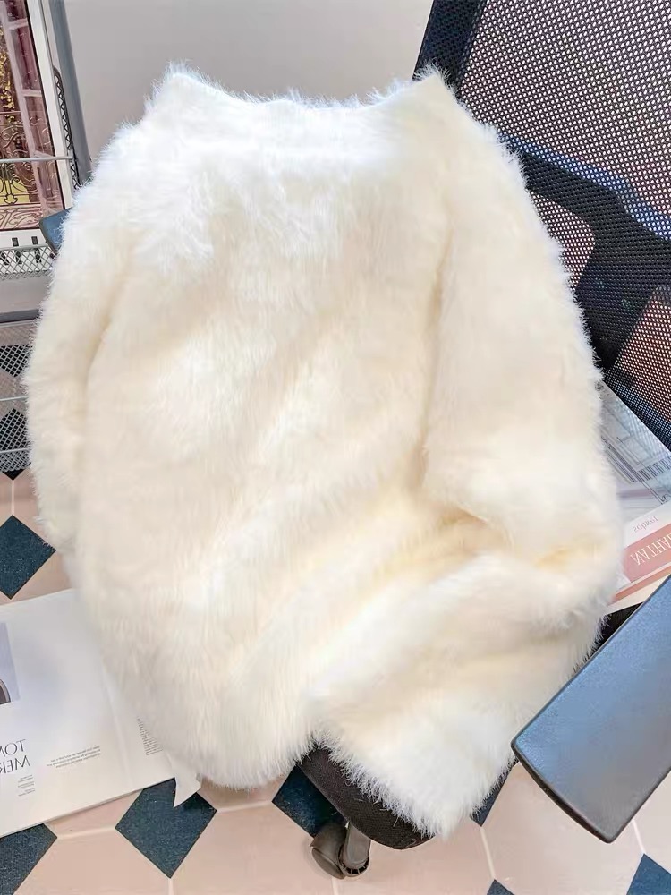 Essential fluffy sweater SSZZ699 image