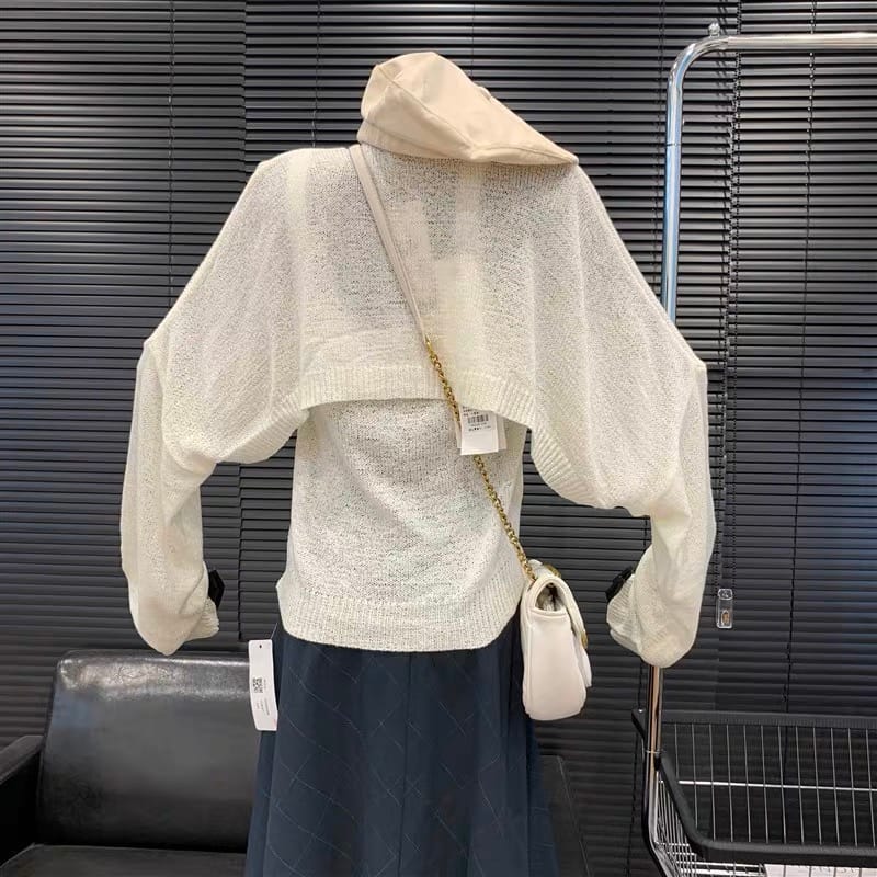 Friendly casual vest & slip on set image