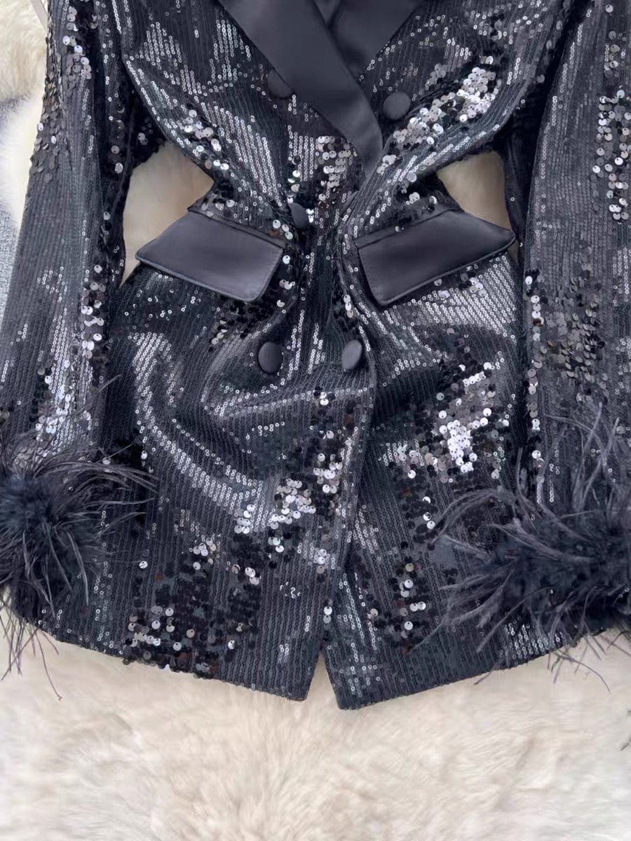 Too many diamonds sequin blazer BL155 image