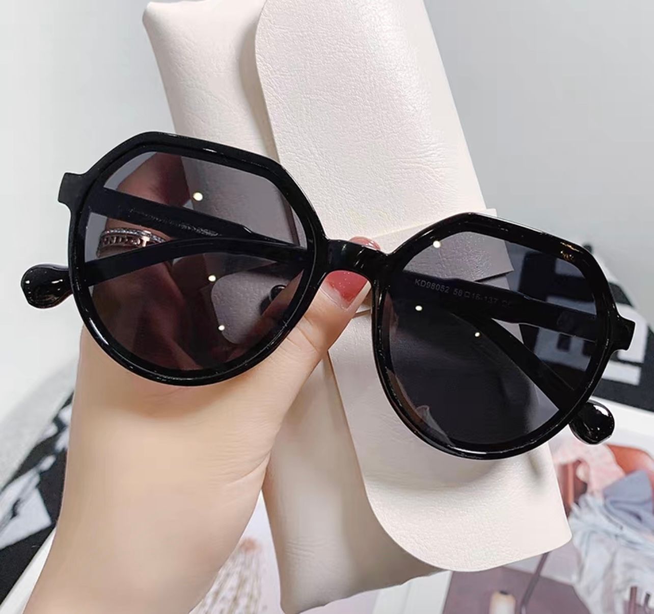 Days in bora bora shades AC131 image