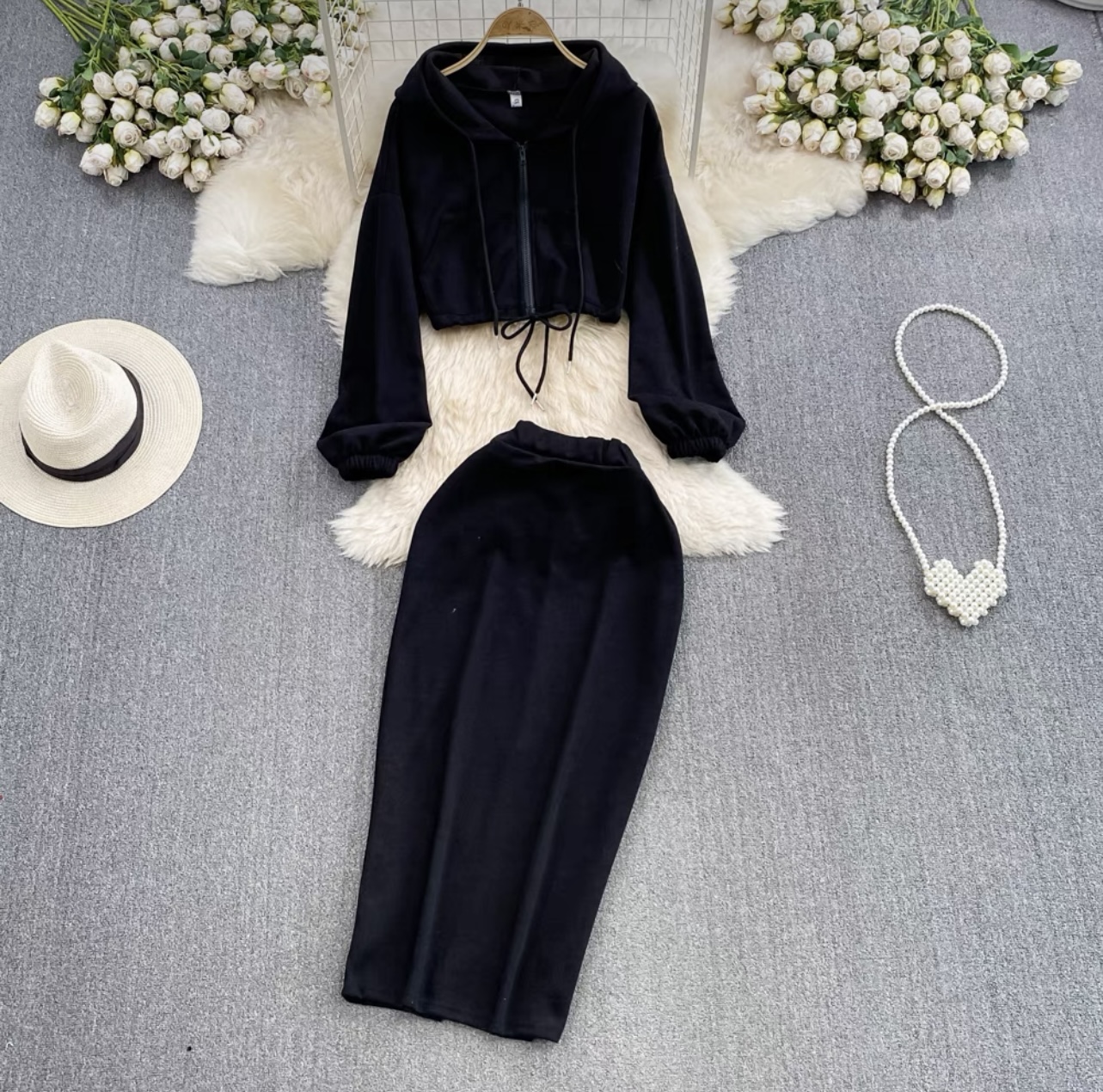 In with the new sweat set STP47 image