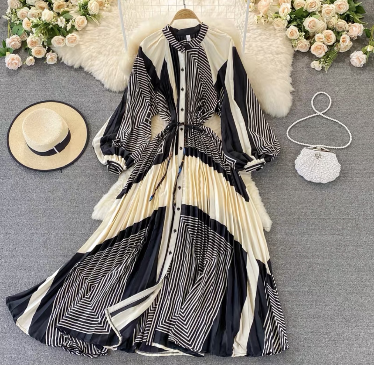 Body by me print dress CD64 image