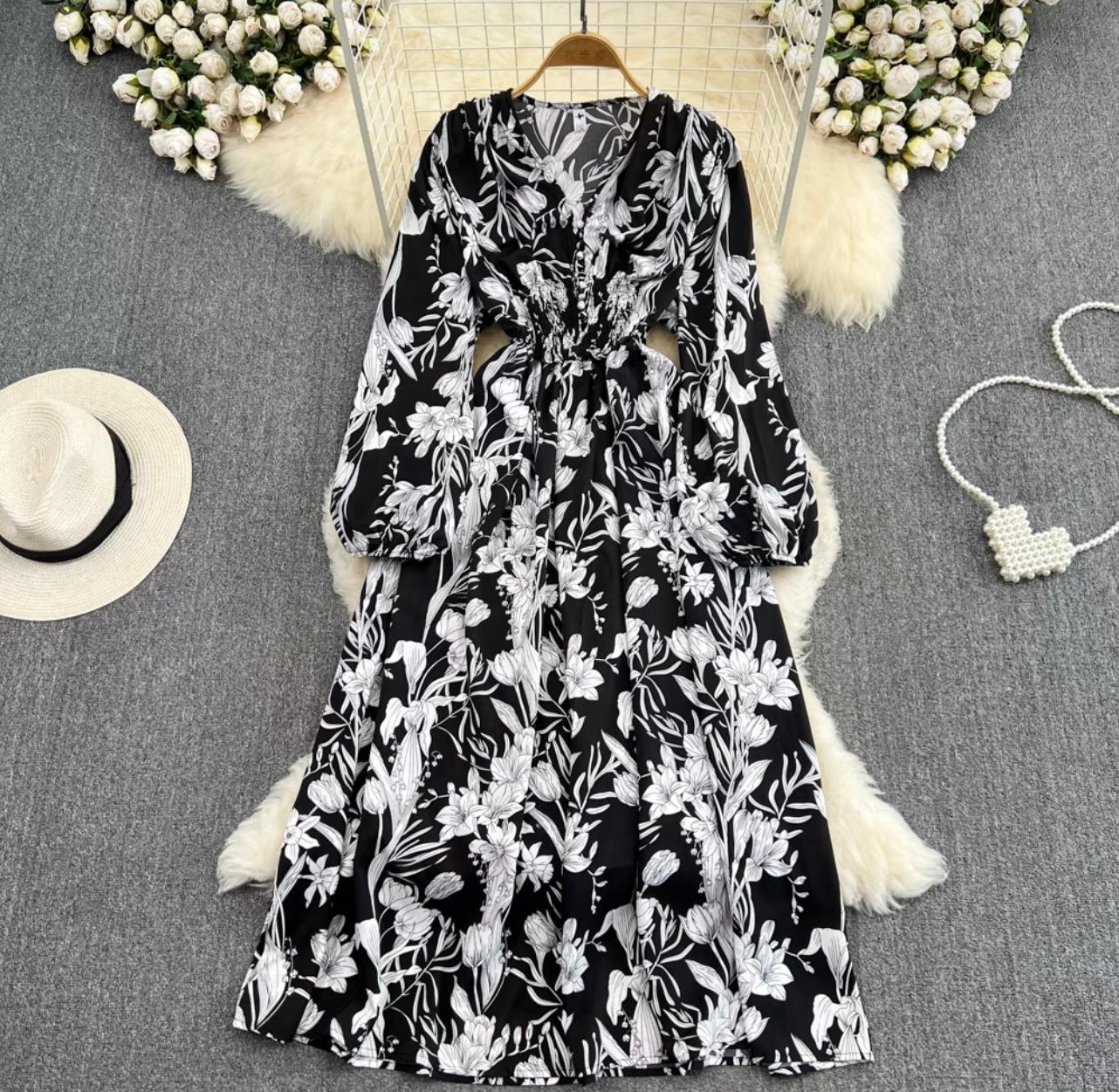 Don’t break his heart floral dress CD175 image