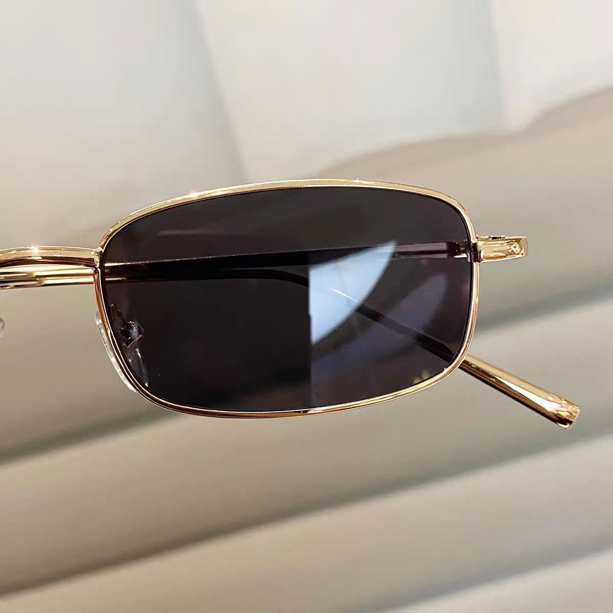 Dangerous shades AC111 image