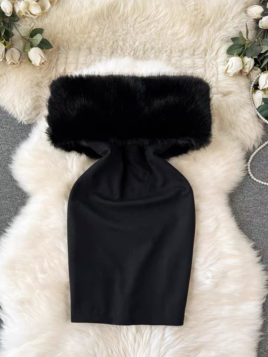 I am the moment fur gown CBC433 image