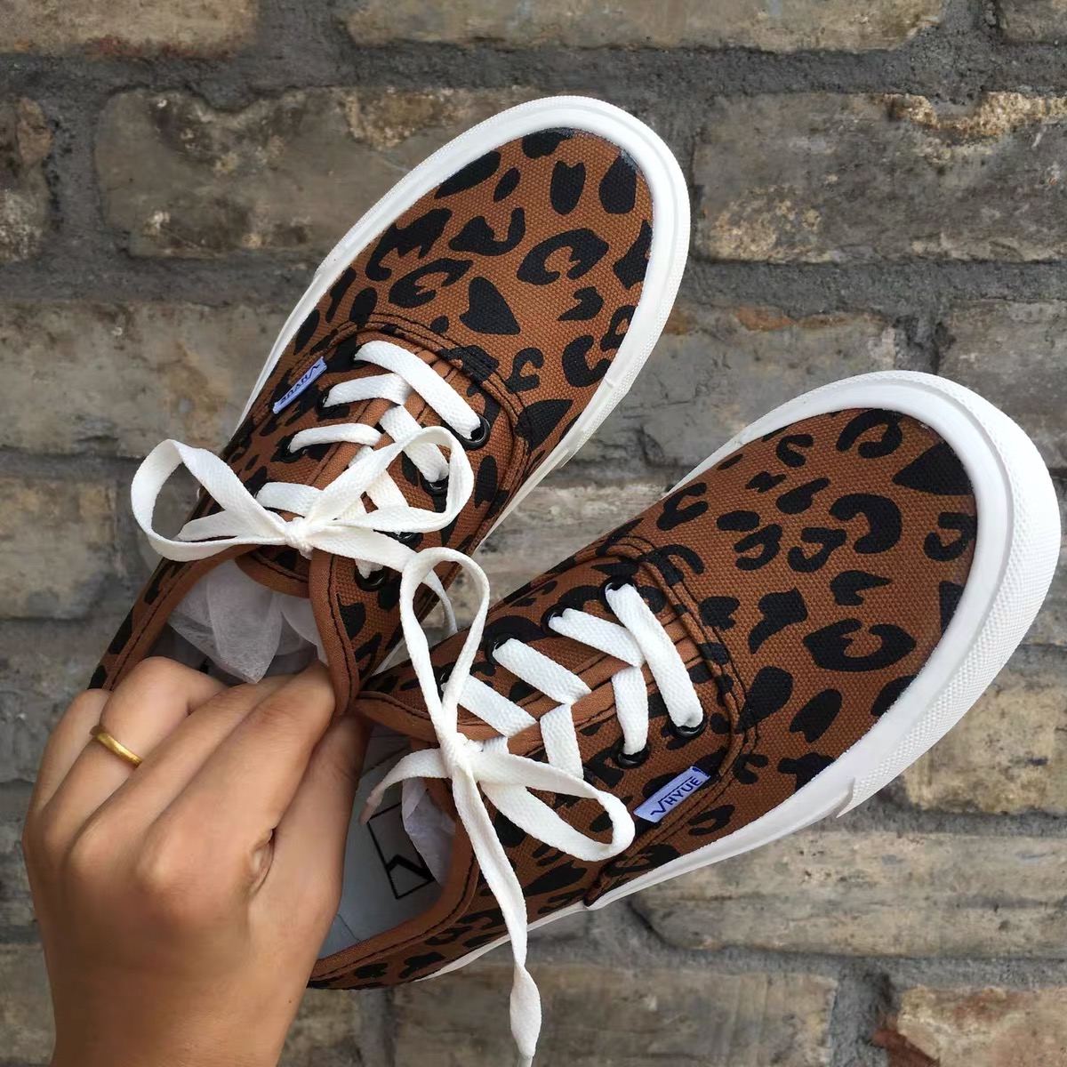Wild cheetah vibes sneakers SNZZ122 image