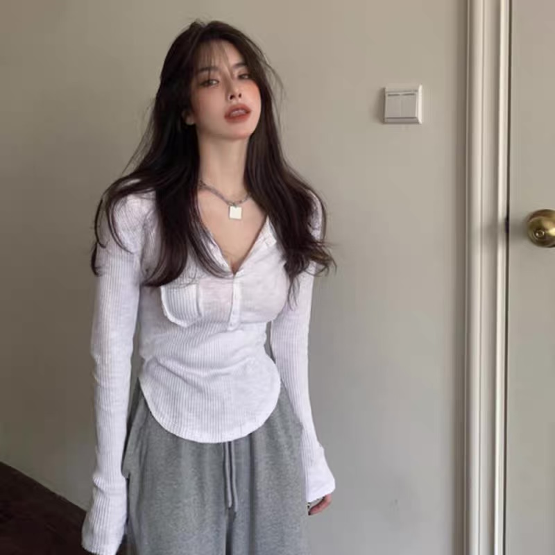 Milan’s fav knit top TZZ323 image