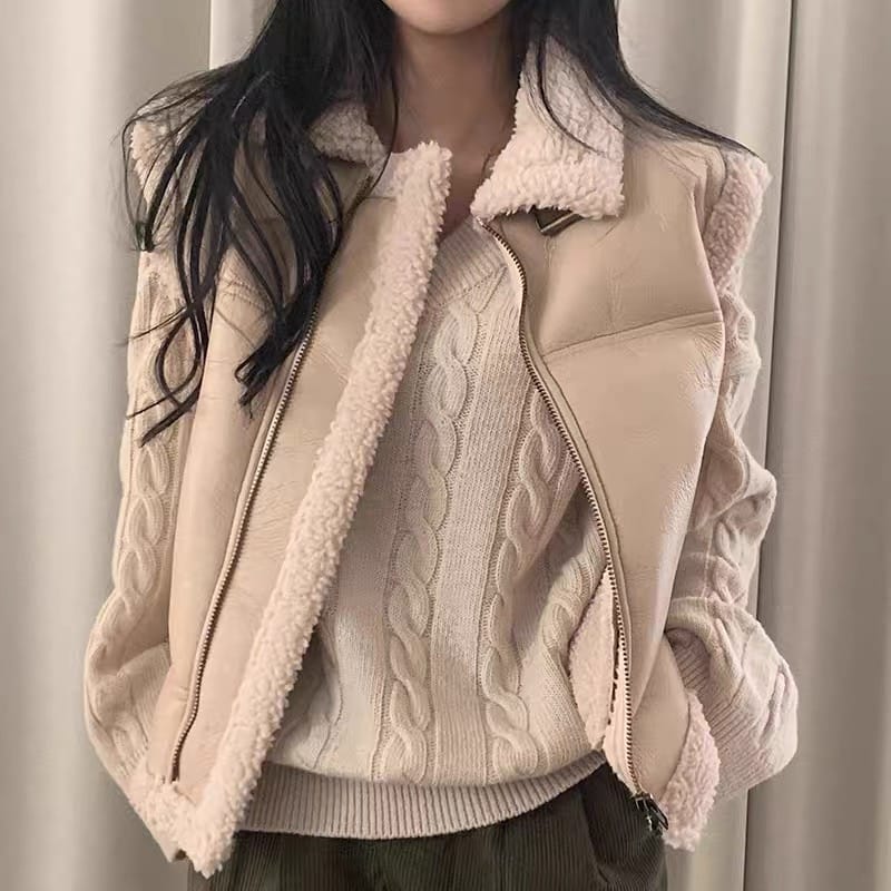 Casual everyday leather meets wool COA151 image