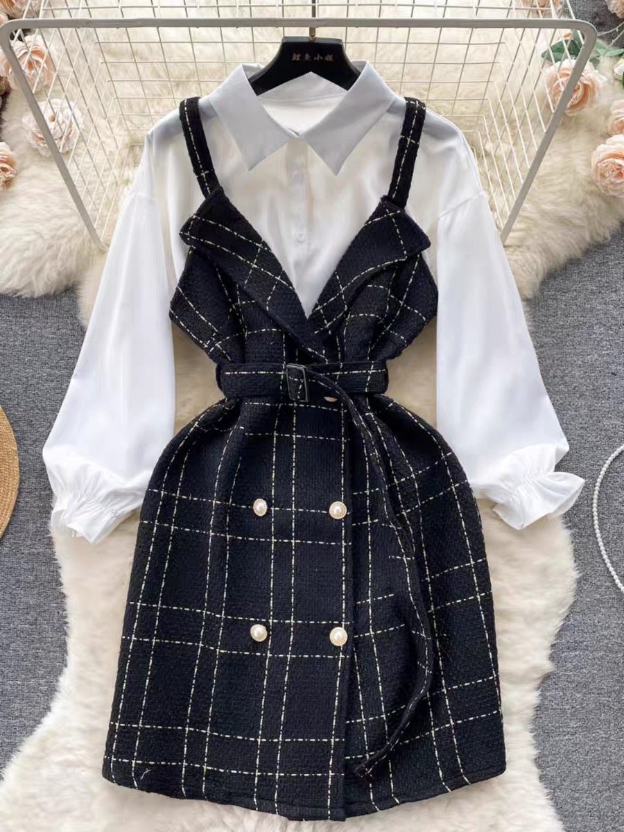 Living on the edge Scottish set TPZZ2512 image