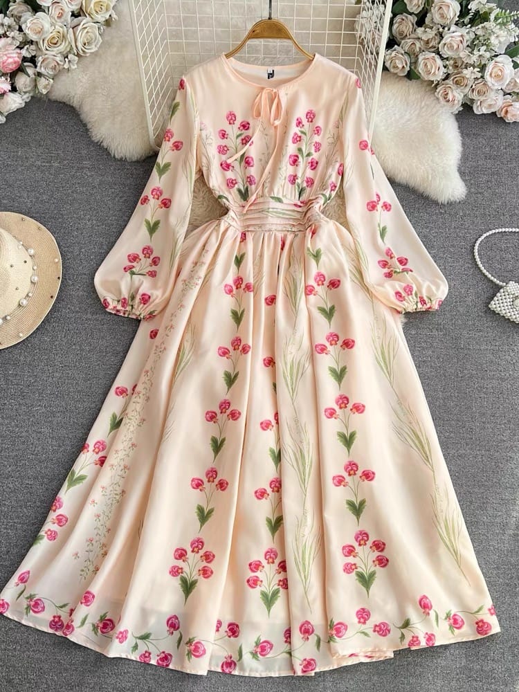 I am the moment floral dress ED117 image