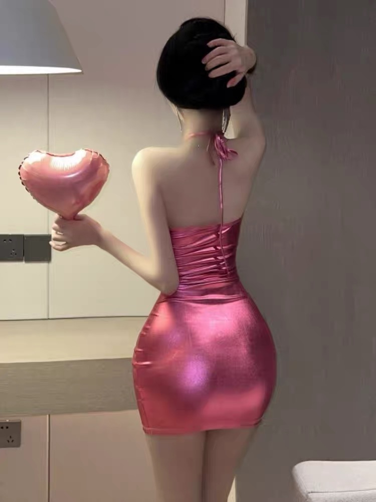 Stay glamorous metallic gown CBC292 image