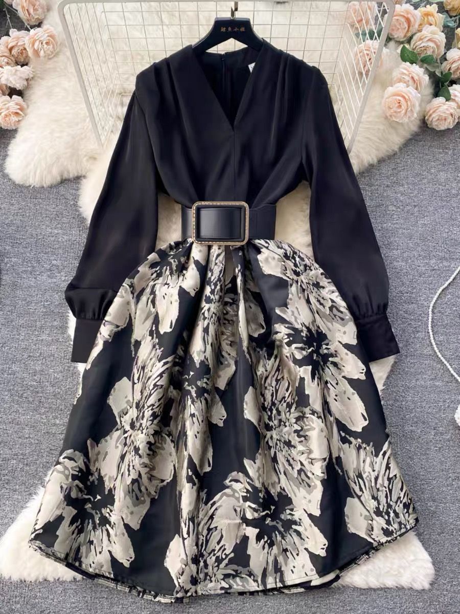 She’s going places dress & belt FD331 image