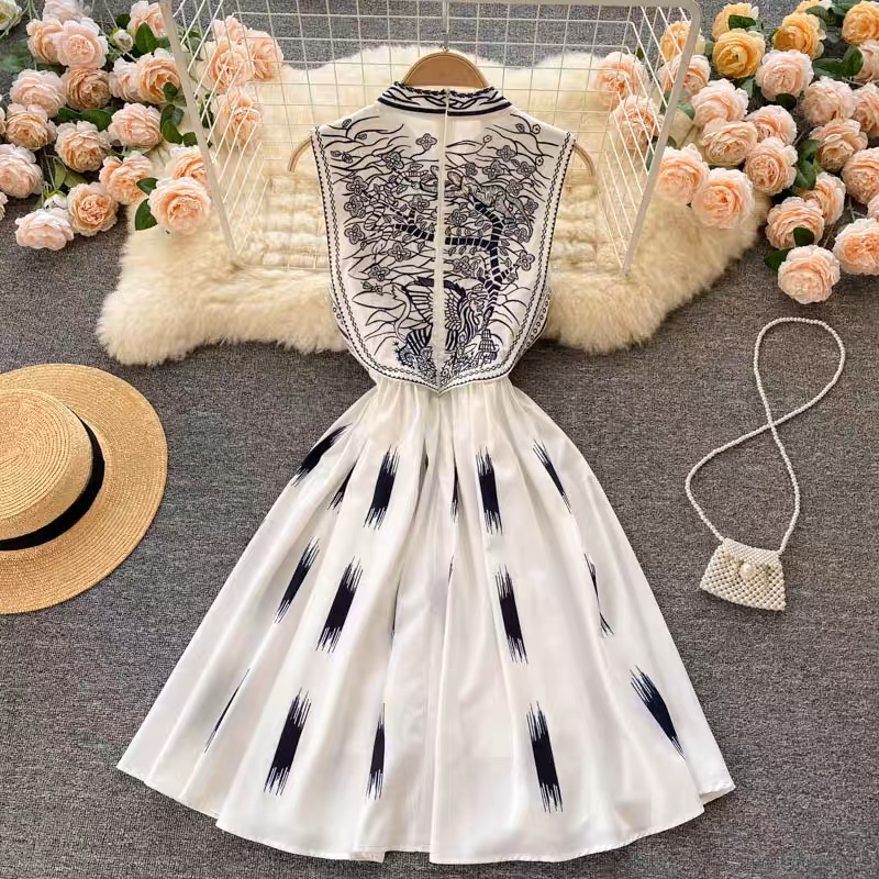 Kyla midi dress CD182 image