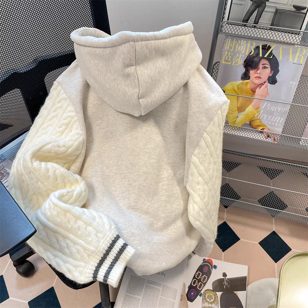 Look my way fluffy sweater HOD105 image