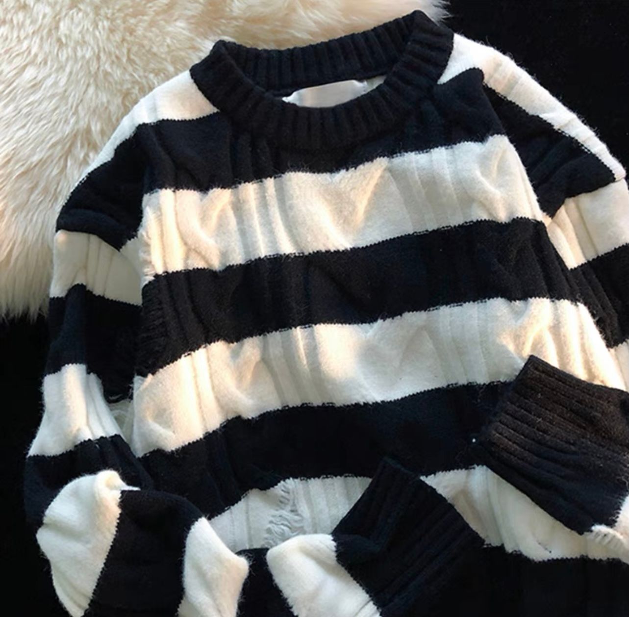 No cuddles tonight sweater SSZZ360 image