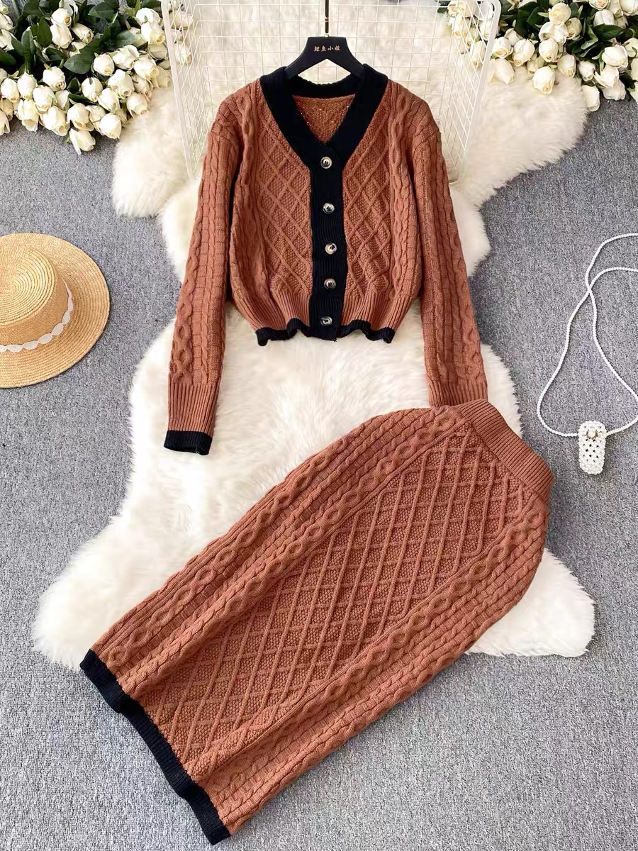 Chapelle knitted set TPZZ3490 image