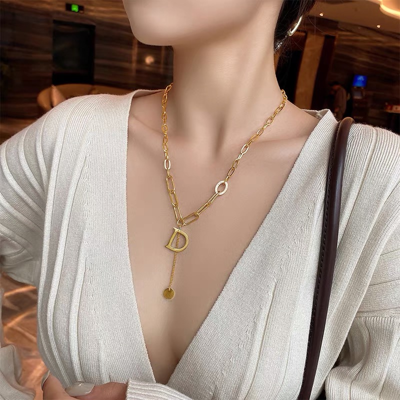 Love without direction neck piece JW134 image