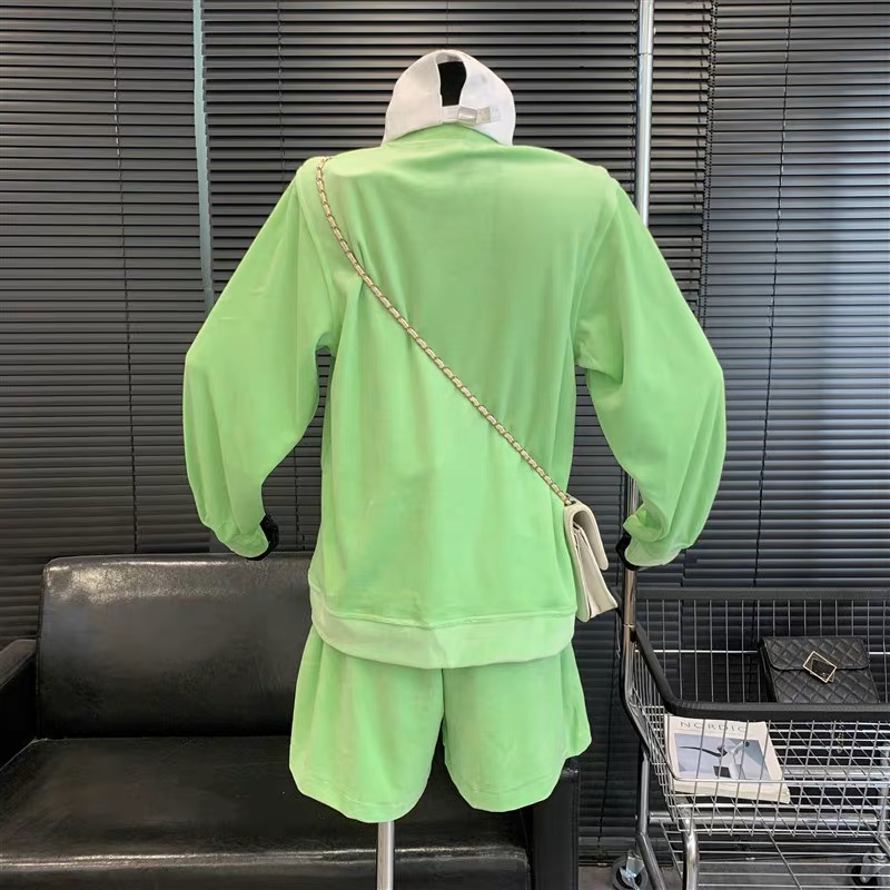 Binta sweat set image