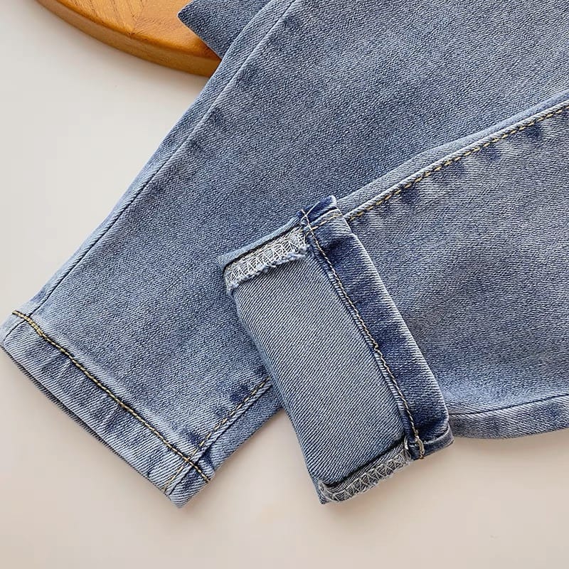 Leaning on fun jeans JDZZ337 image