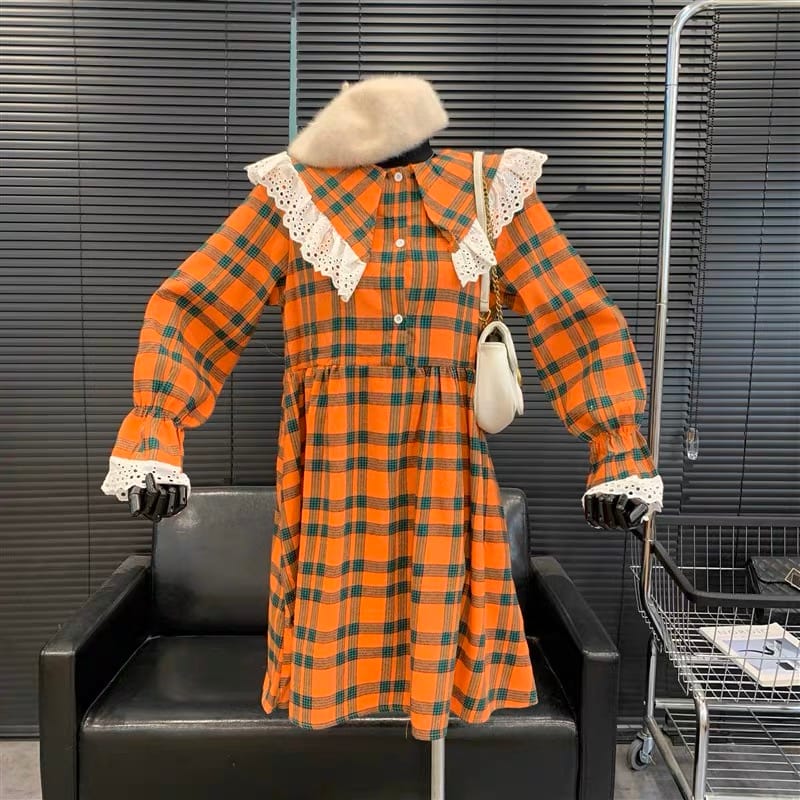 Living my life vintage dress image